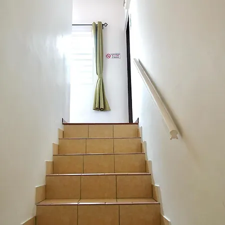 Ipoh Cozy Homestay For 10-13Pax Exterior photo